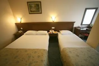 فندق اسال 3*